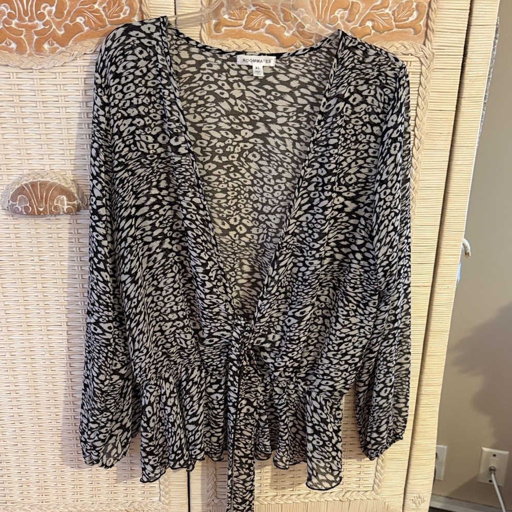 Roommates Monochrome Animal Print Blouse